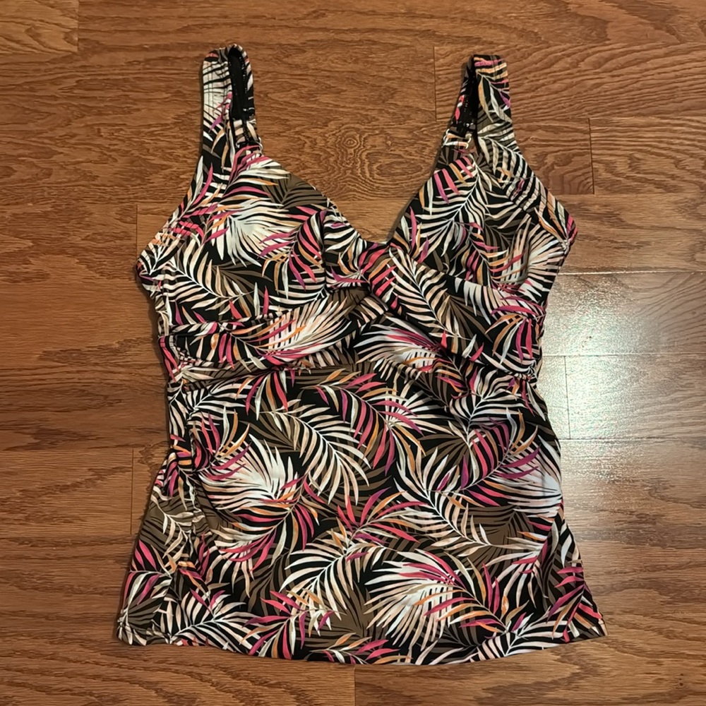 Women's Lands’ End V-Neck Wrap Underwire Tankini Swimsuit Top